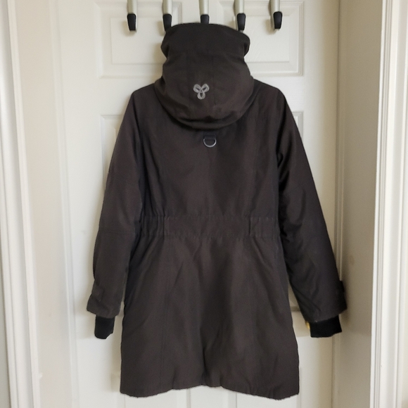 Aritzia Golden by TNA Bancroft Warmest Parka Down Filled Altitude Series Medium - Picture 11 of 15